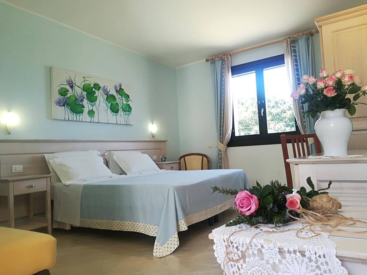 Agriturismo Torrevecchia San Pancrazio Salentino Zewnętrze zdjęcie